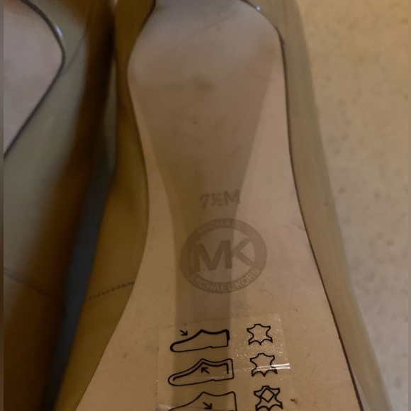 michael kors yasmine platform nude heels size 7 1/2 - Picture 5 of 5